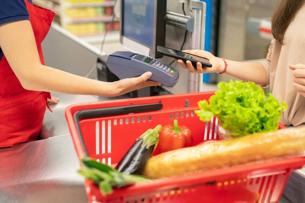 Comment intégrer le paiement sans contact NFC dans un point de vente physique?